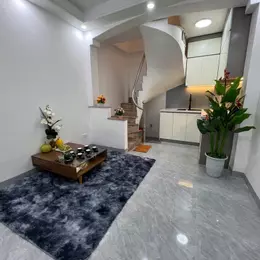 Bán nhà 16m2, 5 Tầng, 3PN, 4WC, Minh Khai, Hai Bà Trưng, 2.25 tỷ, sổ đỏ chung