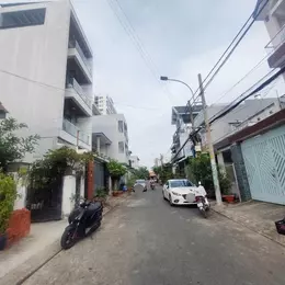 Bán nhà 3 tầng, 4PN, 134m², 8.8 tỷ - Linh Tây, Thủ Đức