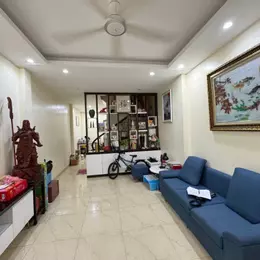 BÁN NHÀ NGỌC THỤY, LONG BIÊN – Ô TÔ ĐỖ CỬA, 42M², GIÁ CHỈ 5.7 Tỷ