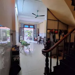 Mặt tiền đường 320 Phạm Hùng 4x21, 4 tầng chỉ 14 tỷ