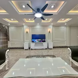 Bán nhà ăn tết phố Bồ Đề, Long Biên, nội thất tiền tỷ, thang máy, gara 2 ôtô. 80m2*7T, 17.8 tỷ