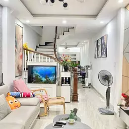 Chỉ cách hồ Bồ Đề 100m chính chủ bán nhà Bồ Đề, xe 3 gác đỗ cửa, nội thất đẹp, 60m2, 9.8 tỷ