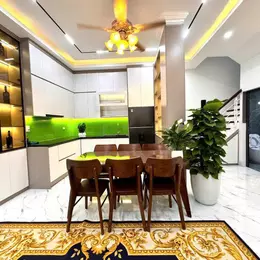 BÁN NHÀ YÊN HOÀ-QUẬN CẦU GIẤY- 9Xty -DT 42m- mt 6m- 7 tầng thang máy
TẶNG FFUN NỘI THẤT XÁCH VALY