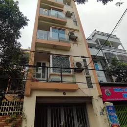 Không gian rộng rãi, ánh sáng tự nhiên tràn ngập và thiết kế hiện đại, ngôi nhà này là sự lựa chọn