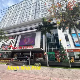 Bán Nhà Lô Góc Nguyễn Xí 80m2, 2 Tầng, Gần Vincom Chỉ 6.5 Tỉ