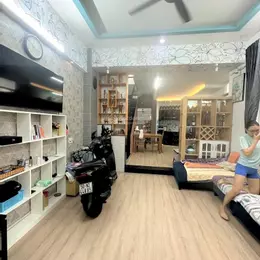 Nhà 3 tầng, BV Lê Văn Việt, 90m2, ngang 5m, 4 PN, hẻm xe hơi thông, nhỉnh 6.5 tỷ