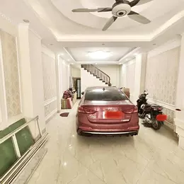 Dừng đây thôi! Chính chủ bán nhà Nguyễn Văn Cừ, gần cầu Chương Dương, gara, 50m2, 13.1 tỷ