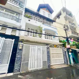 Biệt thự Ba Tháng Hai Quận 10 - 8 x 12 - Hẻm ô tô tránh - Chỉ 28 tỷ
