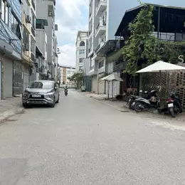 BÁN ĐẤT PHÂN LÔ, VỈA HÈ, TỨ HIỆP- THANH TRÌ, 84 M2, MẶT TIỀN 6 M, GIÁ 15,4 TỶ.