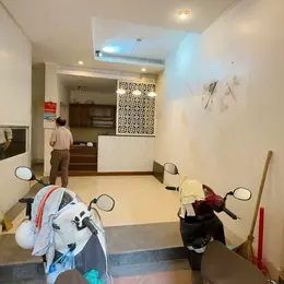 Bán nhà Phố Hào Nam_Dòng tiền cho thuê tốt_ Khu dân trí cao _62mx5T_Giá: 10.5 tỷ.