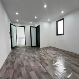 Chính chủ gửi bán tập thể Quan Hoa, Cầu Giấy, tầng 4+5, nhà mới 3 ngủ đủ công năng