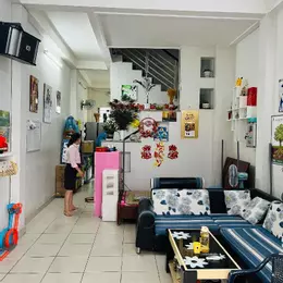 bán nhà 3tỷ9, nhà đẹp ở ngay, tư vấn khách xem nhà đúng thật tế