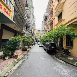 Nhà TÂY HỒ 50m2 x mặt tiền 3.5M - Phân lô - Ô tô tránh.