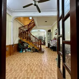 BÁN NHÀ TÂY HỒ - LẠC LONG QUÂN, 65M2, 4 TẦNG, 4 NGỦ, ÔTÔ ĐẾN CỔNG, 20M ÔTÔ TRÁNH (NHỈNH 13 tỷ)