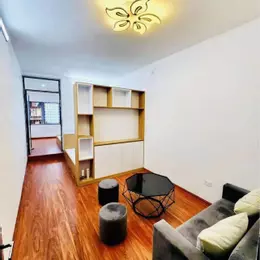 Gia đình cần bán CH tập thể Lê Gia Định 60m2, nhà đẹp ở ngay. Hơn 2 tỷ
