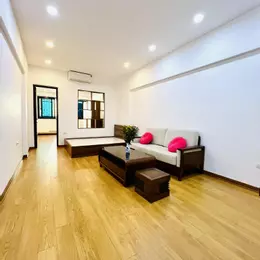 Cần bán CH tập thể 65m2, 2pn tầng 3 phố Nguyễn Chí Thanh, Đống Đa.
