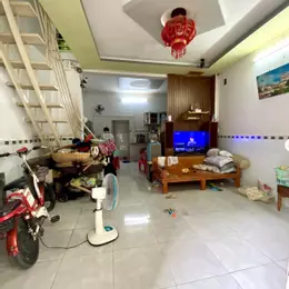 NHÀ 2 TẦNG HT 35 - 3 PHÚT QUA GÒ VẤP. GẦN HÃNG BIA HENIKEN, SIÊU THỊ METRO. CHỉ 2,98 TỶ TL.