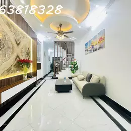 TRUNG TÂM NAM TỪ LIÊM - Ô TÔ CÁCH NHÀ 10M - 30M RA Ô TÔ TRÁNH - NHÀ DÂN XÂY KIÊN CỐ CHẮC CHẮN.-