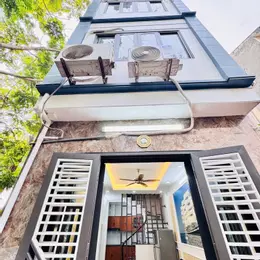 Bán nhà 32m², 5 tầng, full nội thất, Nguyễn Khoái, Vĩnh Hưng, 4.5 tỷ