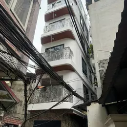 Bán Nhà dòng tiền tây sơn đống đa ngõ rộng thoáng dòng tiền 65 triêu/ tháng DT 60m giá 9,8 tỷ