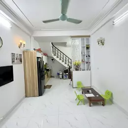 Bán nhà siêu vip Định Công, Hoàng Mai, ô tô qua cổng, 34m2, 6.6 tỷ