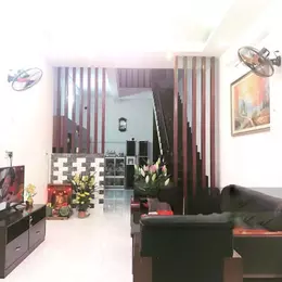 Bán nhà mặt tiền giá 5.7 tỷ đường Kiến Thiết - Tp Nha Trang. Giá rẻ nhà kiên cố xây rất đẹp