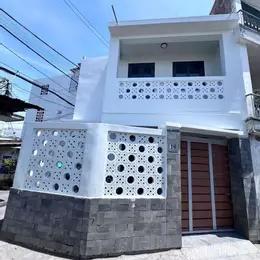 Bán nhà mới xây căn góc 2 tầng hẻm Hương Điền Nha Trang