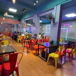 Chính chủ cần sang nhượng nhanh quán mặt phố Yên Lãng, Đống Đa, Hà Nội.