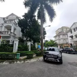 Bán nhà biệt thự siêu đẹp  tại Ciputra Hà Nội, 245m2, giá tốt nhất chỉ 380 triệu/m²