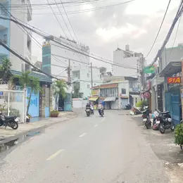 Bán Nhà Nguyên Hồng 4x10, 2 Tầng, 2PN, Gần Emart Chỉ 3.3 Tỉ