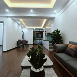 BÁN CHUNG CƯ 3 NGỦ TÒA P1 TRONG KHU ĐỘ THỊ VIỆT HƯNG- LONG BIÊN GIÁ CHỈ 3,8 TỶ