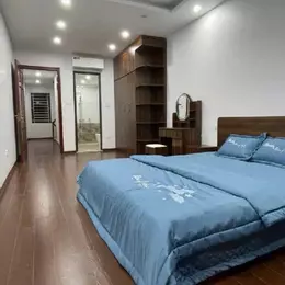 HIẾM - NHÀ NGỌC THUỴ - LONG BIÊN - 35M x 5 TẦNG - GIÁ NHỈNH 5 TỶ
VỊ TRÍ CỰC ĐẸP - CÁCH VÀI BƯỚC