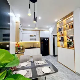 SIÊU PHẨM - LÔ GÓC OTO QUAY ĐẦU-NHÀ MỚI , HÀNG HÓT PHẠM VĂN ĐỒNG 35M, 5 TẦNG, 8 TỶ 2