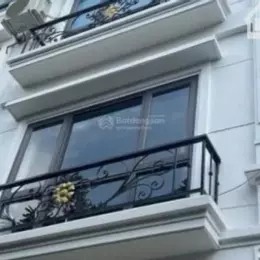 Bán nhà mới xây DT40*5Tầng, ô tô vào Vĩnh Quỳnh Thanh Trì, chỉ 5.x tỷ ở ngay