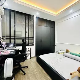 Bán nhà ở Tết Nguyễn Sơn, Ngọc Lâm, Long Biên. Thang máy, full nội thất. 50m2*6T, 9.75