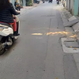 Nhà đẹp - Thoáng sáng  Kim Giang - 70m ra phố - 45m*5T – 6.25 tỷ, Lh 0975666943