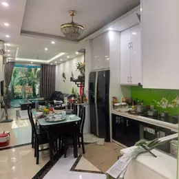 Bán nhà Trung Văn gần Làng Việt Kiều Châu Âu, ô tô lùi cửa, ba bước ra phố, 40m2, 10.3 tỷ