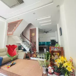 NHÀ ĐẸP VỊ TRÍ VIP TAM PHÚ - TAM HÀ - PHẠM VĂN ĐỒNG 
HẺM XE TẢI - 4 TẦNG ĐÚC - DT SÀN 208 M2 -
