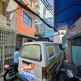 SÁT MẶT TIỀN HẺM XE HƠI VĨNH KHÁNH Q4
ĐÚC 5 TẤM HƠN 3 TỶ 0, 5 GIÂY Q1