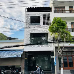 Cho Thuê Nhà 3 Tầng Kinh Doanh Đường Điện Biên Phủ - Vĩnh Hoà - Nha Trang .