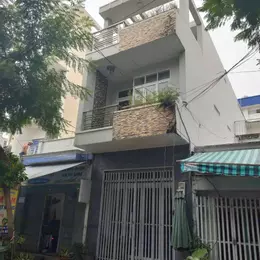 Hạ 2 Tỷ Bán Nhanh Nhà Đường 11 Phước Bình , Q.9 DT:105 m2 Giá 7,5 Tỷ