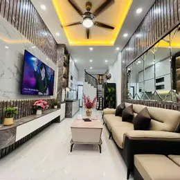 Bán nhà 32m², 5 tầng, 3PN, 4WC, Tân Mai, Hoàng Mai, 4.2 tỷ, sổ đỏ