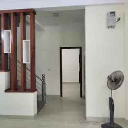 bán nhà trường chinh 6 tầng dân xây lô góc ô tô đỗ cửa 9PKK thanh xuân