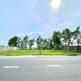 Bán Gấp (25x43=1125m2) 960 Triệu Ngay Quốc Lộ  Chợ Nha Bích Vào