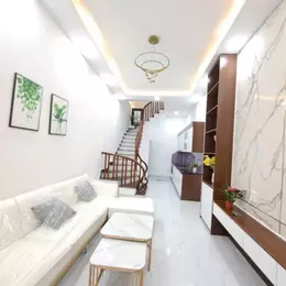 BÁN NHÀ GIẢI PHÓNG- 39M2 -7.6 TỶ - KINH DOANH ONLINE -1 BƯỚC RA PHỐ