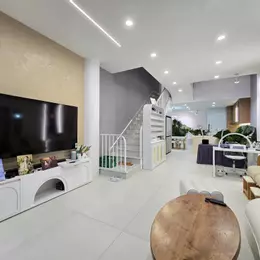 Bán nhà Lê Quang Định, 60m², 2 tầng, HXH , 3 PN , full NT - 6.x