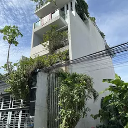 BÁN NHÀ GẦN LÊ VĂN VIỆT - 5X20 - 4 TẦNG - ĐƯỜNG 6M- PL SẠCH - CHỈ 7.X