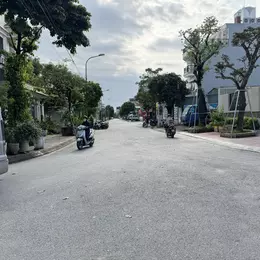 Chuyển sang biệt thự bán 136m2 đất KĐT 31ha Trâu Quỳ. Nằm trong vùng lõi của huyện Gia Lâm