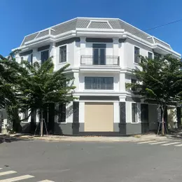 Bán Nhà Phố Thương Mại Hòa Lợi, Bến Cát - Cơ Hội Đầu Tư Sinh Lời Trong Năm Mới 2025