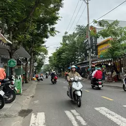 Khu phố Tây an thượng, phố ẩm thực. Ngay ngã tư Châu Thị Vĩnh Tế và Đỗ Bá, Đà Nẵng